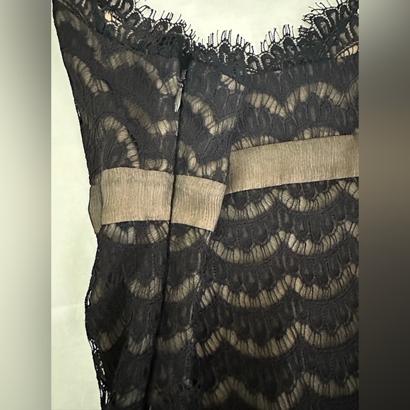 BCBG MaxAzria Camisole, Lace, Black, Size Small - Picture 4 of 8